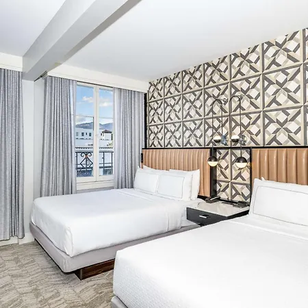 Hotel Virginia Santa Barbara, Tapestry Collection By Hilton Exterior photo